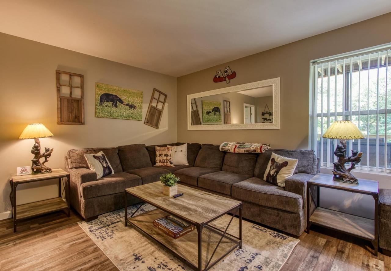 Fun & Games By Honeybearcabins 2Br/1Ba Sleeps 7 سيفيرفيل المظهر الخارجي الصورة
